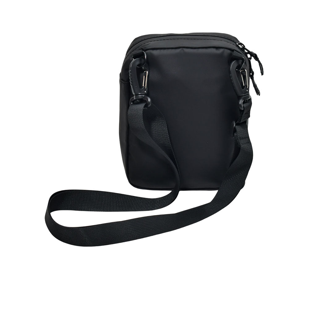 LFC Small Unisex Crossbody Bag - Supersports Thailand