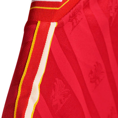 LFC Adults Retro 1986 Home เสื้อยืดผู้ชาย