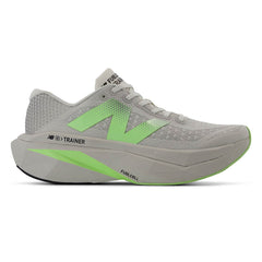 NEW BALANCE FuelCell SuperComp Trainer v3 รองเท้าวิ่งผู้ชาย