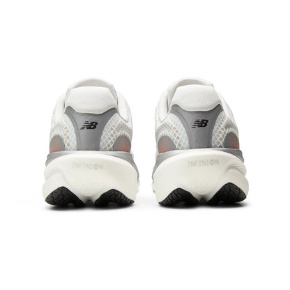 NEW BALANCE 1080v15 รองเท้าวิ่งผู้ชาย