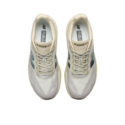NEW BALANCE FuelCell Rebel v5 รองเท้าวิ่งผู้ชาย
