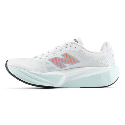 NEW BALANCE FuelCell Rebel v5 รองเท้าวิ่งผู้หญิง