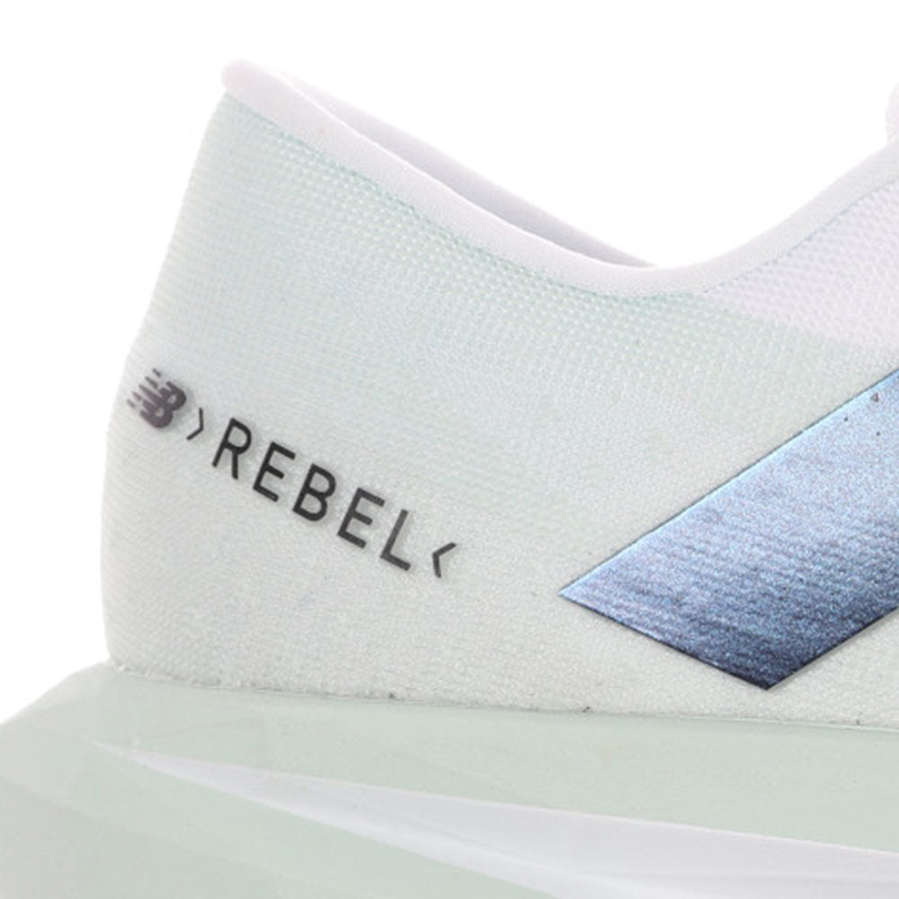 NEW BALANCE FuelCell Rebel v4 รองเท้าวิ่งผู้ชาย