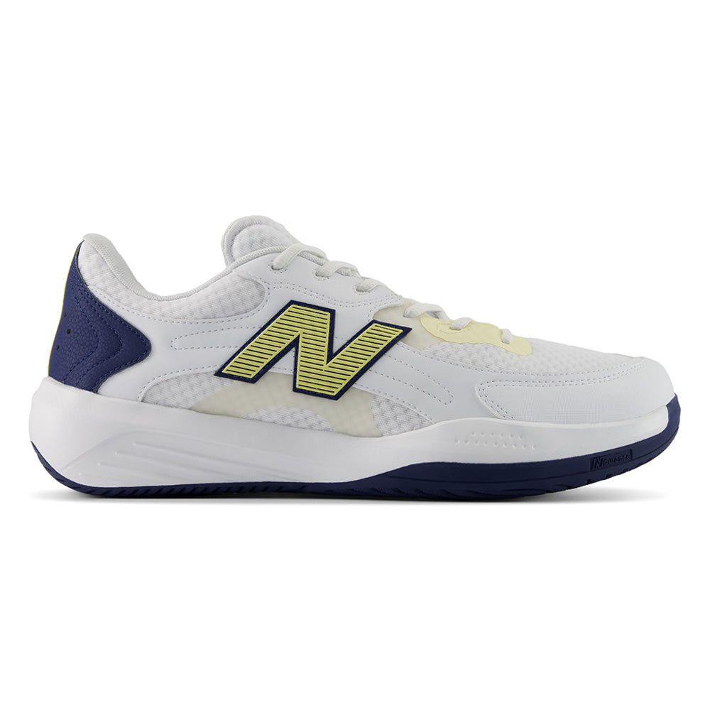NEW BALANCE 696v7 Men's Tennis Shoes - Supersports Thailand