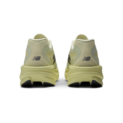 NEW BALANCE SuperComp Rebel รองเท้าวิ่งผู้ชาย