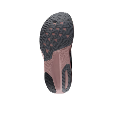 NEW BALANCE FuelCell Rebel v5 รองเท้าวิ่งผู้หญิง