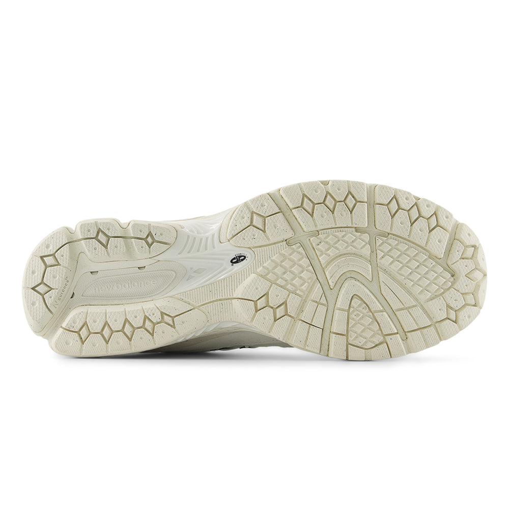 NEW BALANCE 2002R Unisex Lifestyle Shoes - Supersports Thailand Supersports Thailand