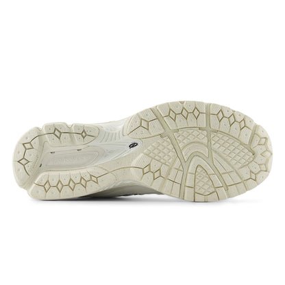 NEW BALANCE 2002R Unisex Lifestyle Shoes - Supersports Thailand