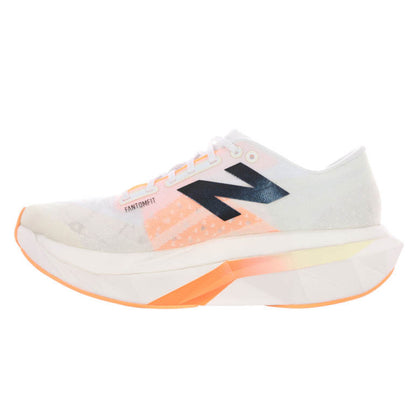 NEW BALANCE FuelCell SuperComp Elite v4 รองเท้าวิ่งผู้หญิง