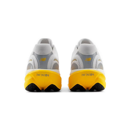 NEW BALANCE 1080v15 2E รองเท้าวิ่งผู้ชาย