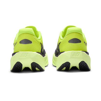 NEW BALANCE FuelCell Rebel v5 รองเท้าวิ่งผู้หญิง