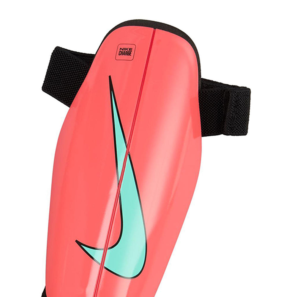 NIKE Charge สนับแข้งฟุตบอลเด็ก