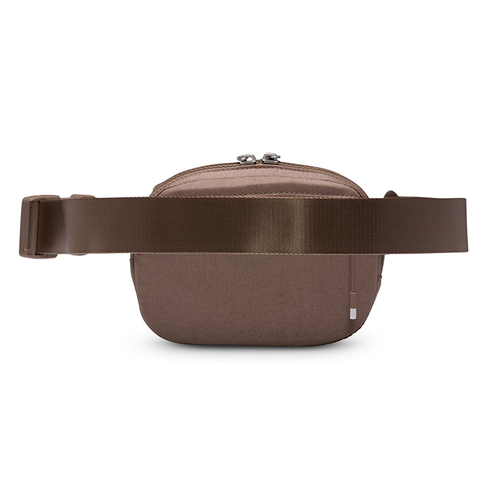 NIKE Aura Unisex Crossbody Bag - Supersports Thailand