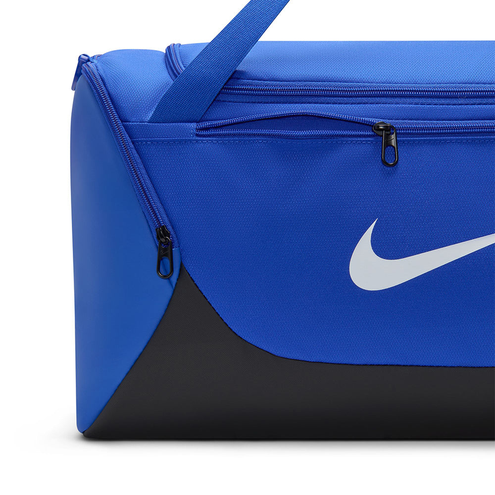 NIKE Brasilia กระเป๋ายิมทรงหมอนผู้ใหญ่ Supersports Thailand