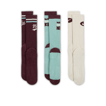 NIKE Everyday Plus Unisex Training Socks (3 Pairs) - Supersports Thailand