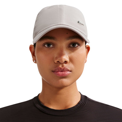 NIKE Dri-FIT Club Unstructured Metal Swoosh Unisex Cap - Supersports Thailand