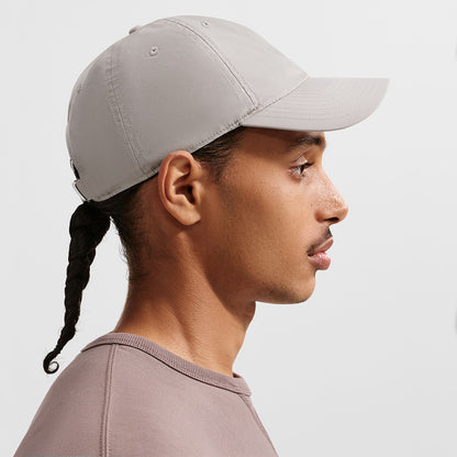 NIKE Dri-FIT Club Unstructured Metal Swoosh Unisex Cap - Supersports Thailand