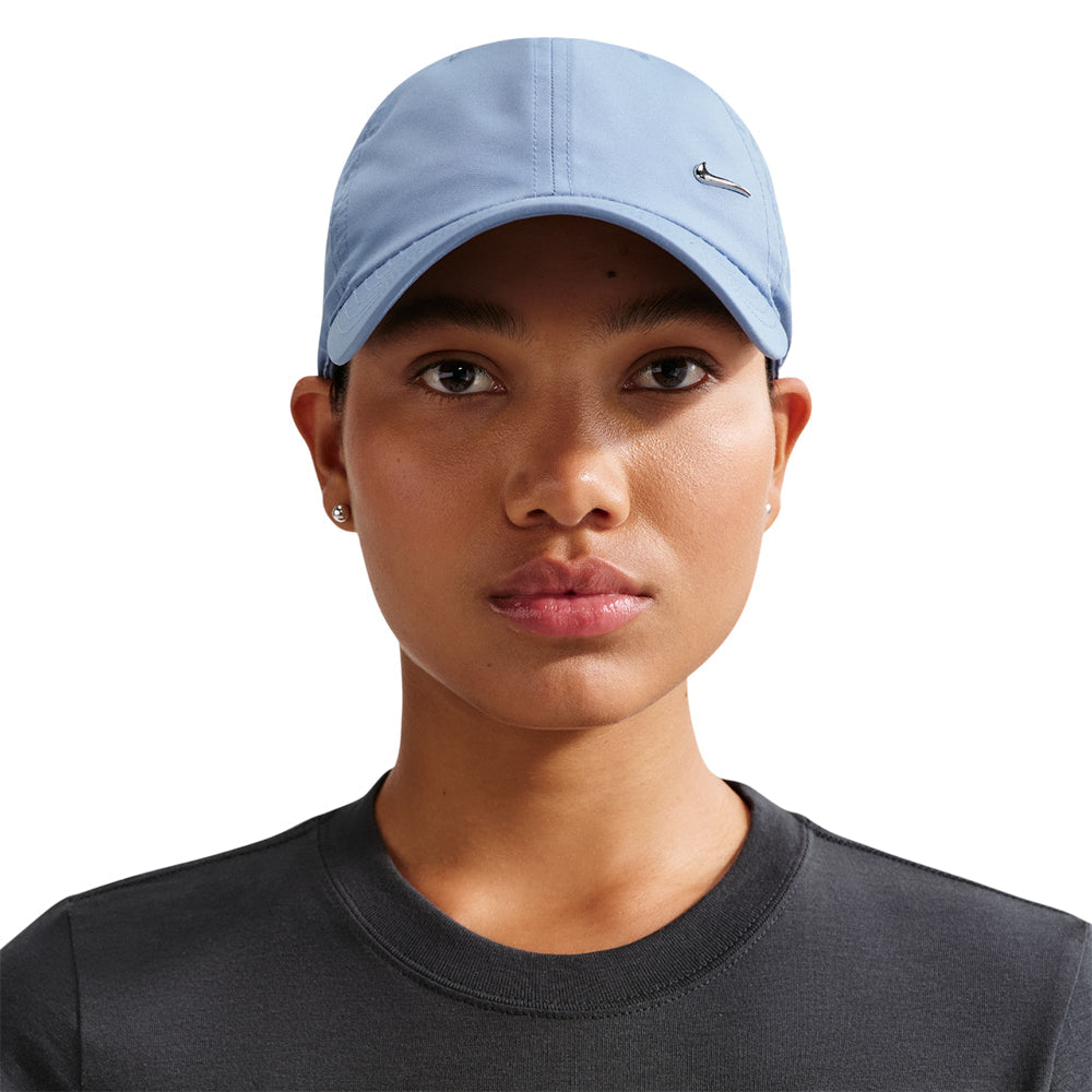 NIKE Dri-FIT Club Unstructured Metal Swoosh Unisex Cap - Supersports Thailand Supersports Thailand