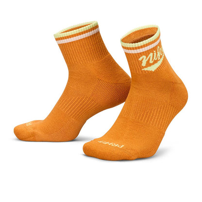 NIKE Everyday Plus Ankle Unisex Socks (3 Pairs)