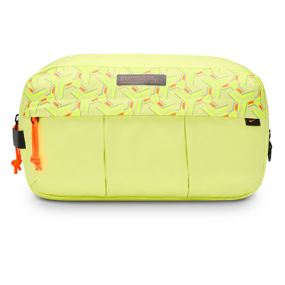 NIKE Academy กระเป๋ารองเท้าผู้ใหญ่