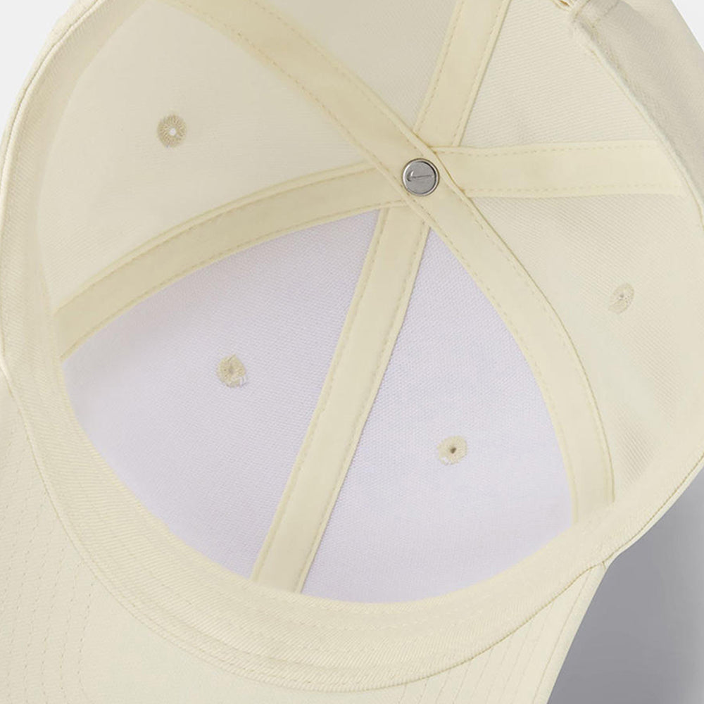 NIKE Dri-FIT Club Structured Metal Logo Unisex Cap - Supersports Thailand