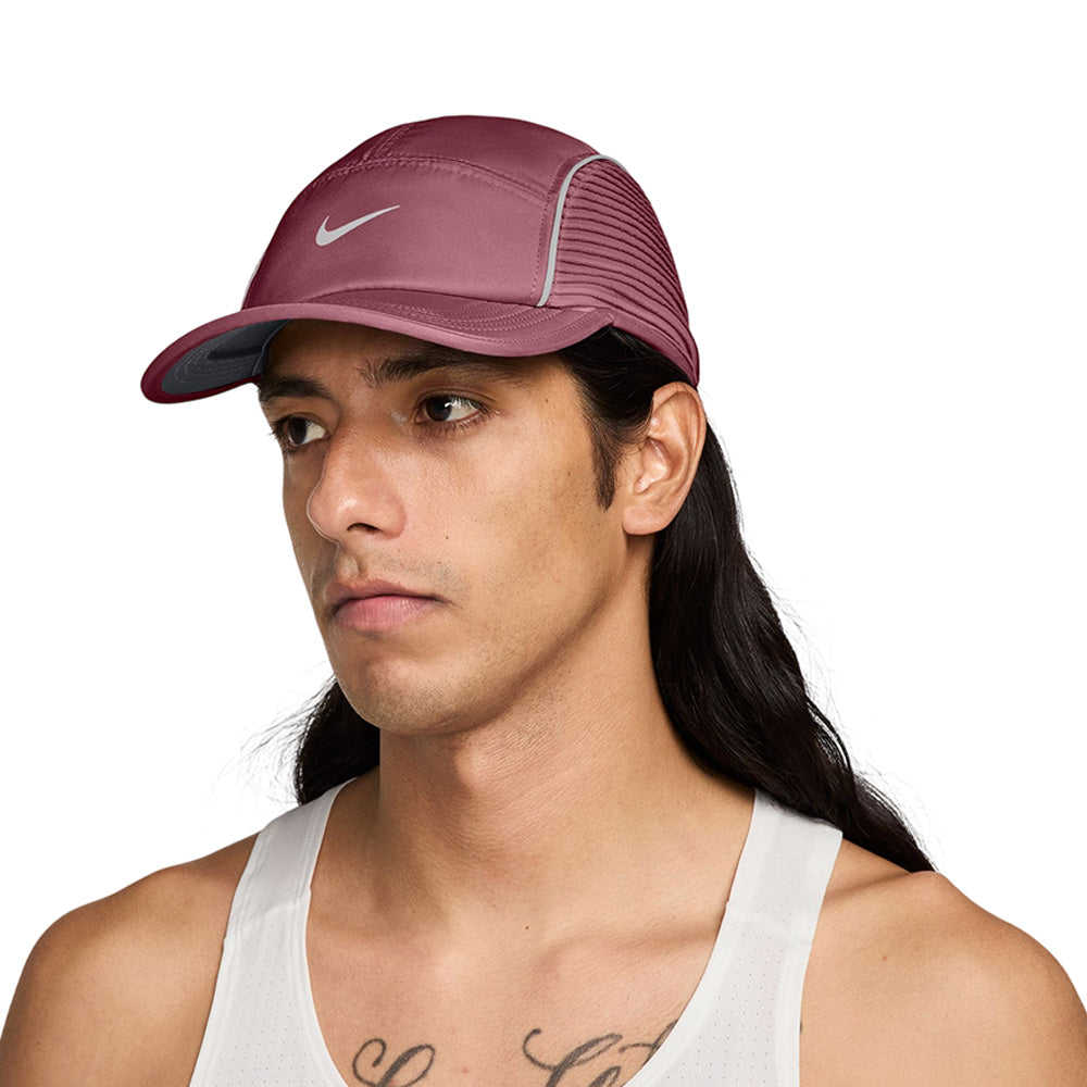 NIKE Dri-FIT ADV Fly หมวกแก๊ปผู้ใหญ่ Supersports Thailand