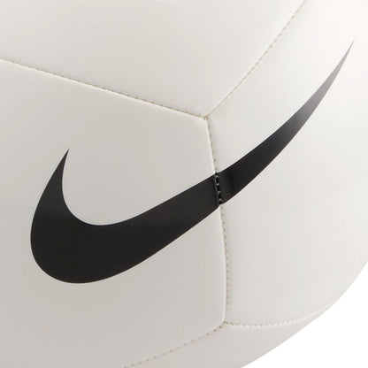 NIKE Pitch ลูกฟุตบอล