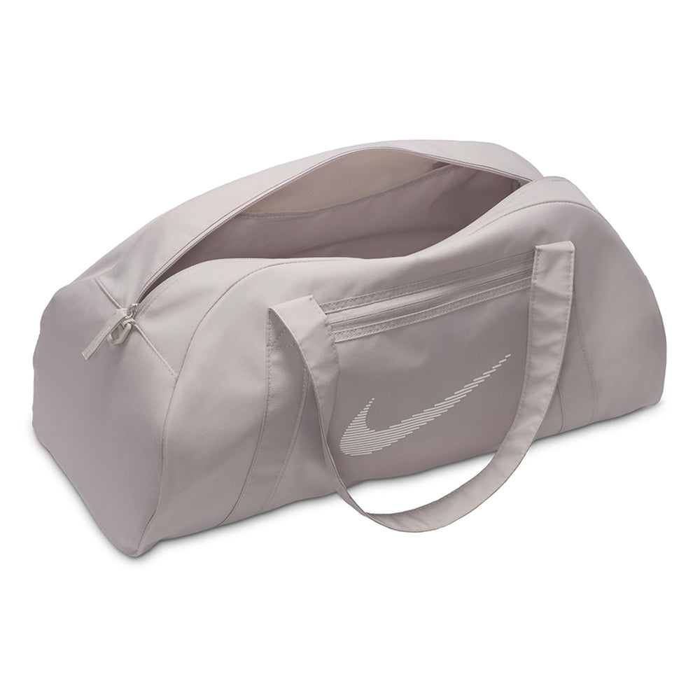 NIKE Gym Club กระเป๋ายิมทรงหมอนผู้หญิง