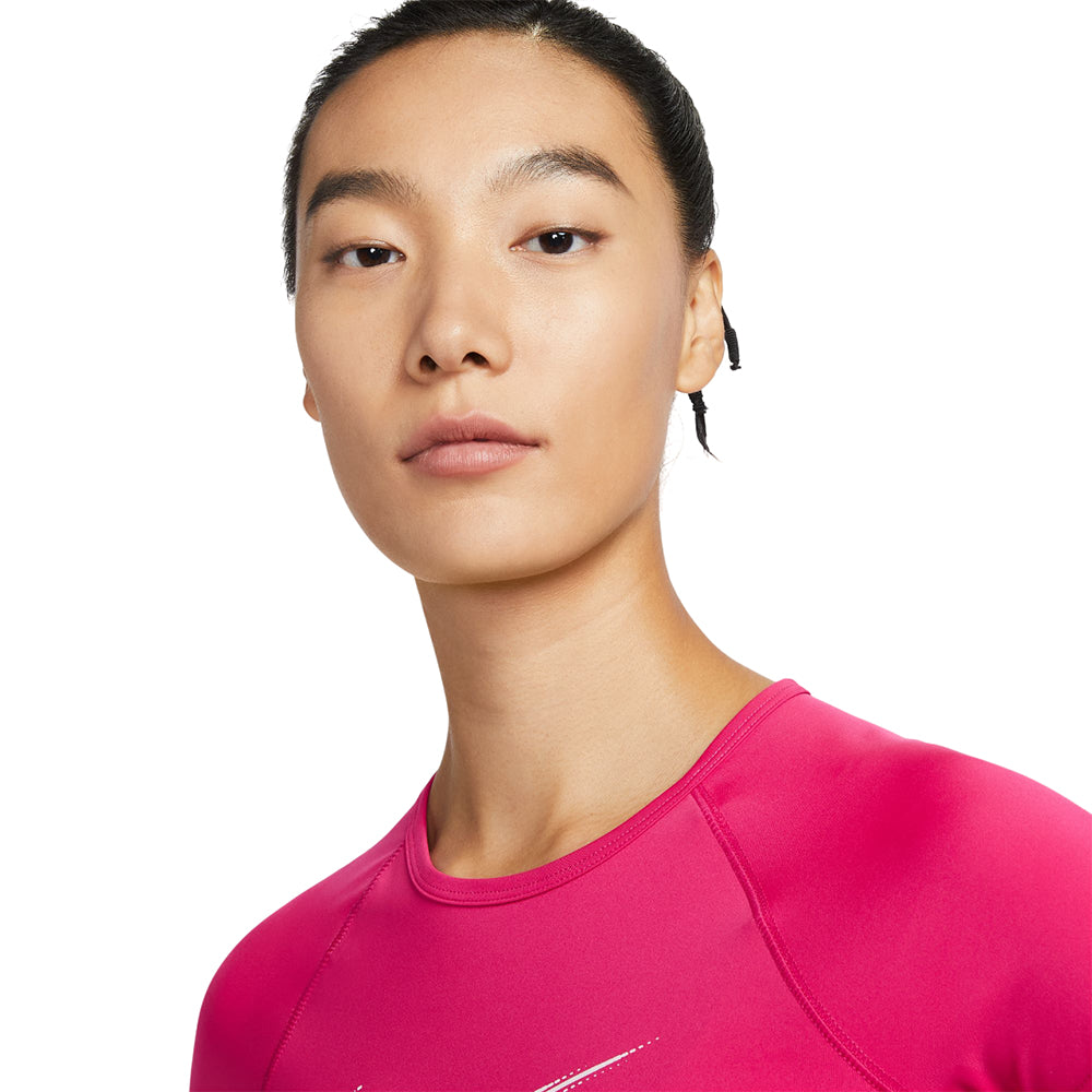 NIKE Pro Cropped Graphic Women's Training T-Shirt - Supersports Thailand