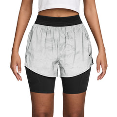 NIKE Swift Women's Running Shorts - Supersports Thailand