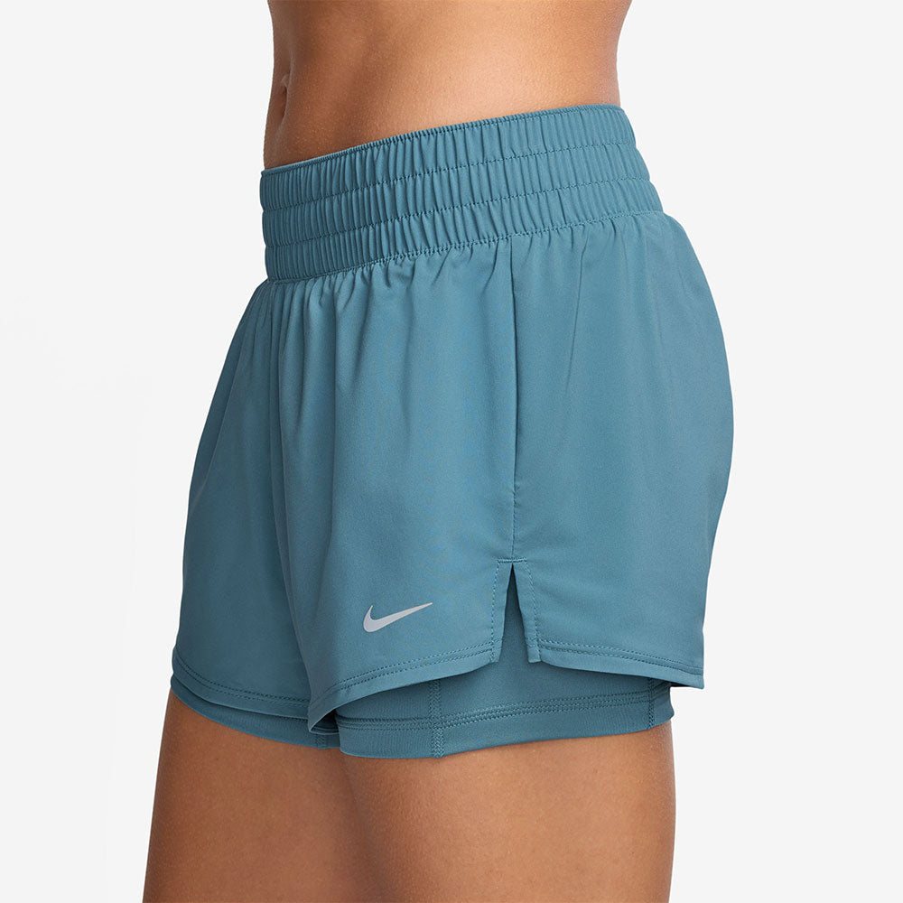 NIKE Dri-FIT One Mid-rise 3" 2-in-1 กางเกงออกกำลังกายขาสั้นผู้หญิง