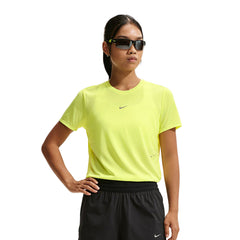 NIKE Swift Aero-FIT Women's Running T-Shirt - Supersports Thailand