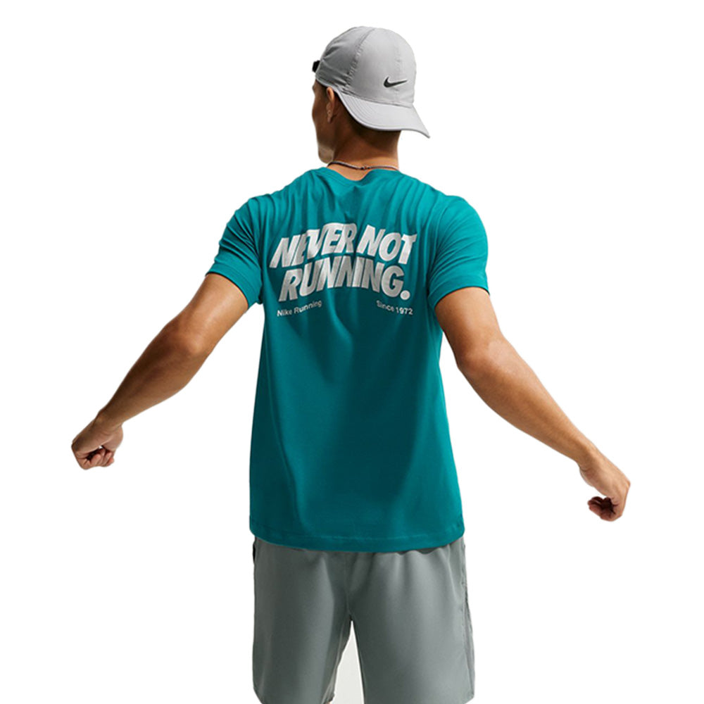 NIKE Dri-FIT Men's Running T-Shirt - Supersports Thailand