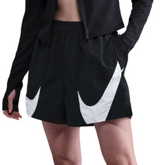 NIKE Sportswear Mid-Rise กางเกงลำลองขาสั้นผู้หญิง