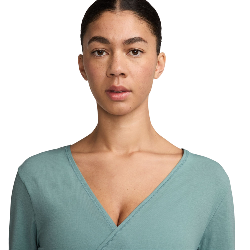 NIKE One Relaxed Women's Training T-Shirt - Supersports Thailand