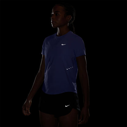 NIKE Swift Women's Running T-Shirt - Supersports Thailand