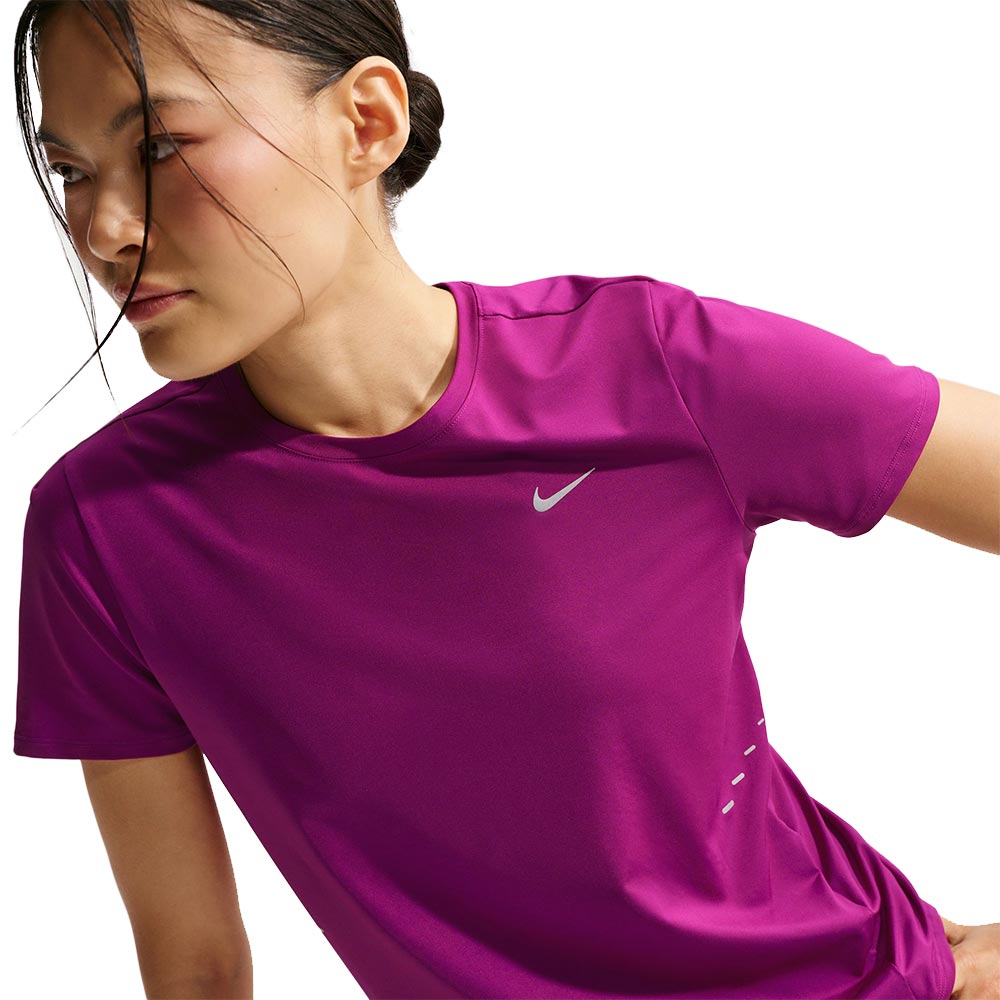NIKE Swift Women's Running T-Shirt - Supersports Thailand Supersports Thailand