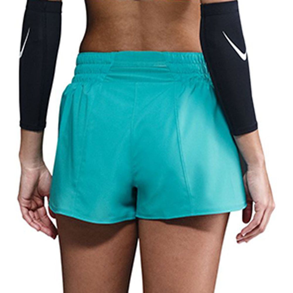 NIKE Dri-FIT One Mid-rise 3" กางเกงออกกำลังกายขาสั้นผู้หญิง