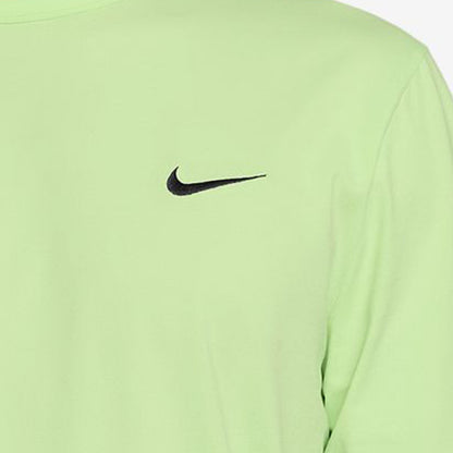 NIKE Dri-FIT UV Hyverse Men's Training T-Shirt - Supersports Thailand