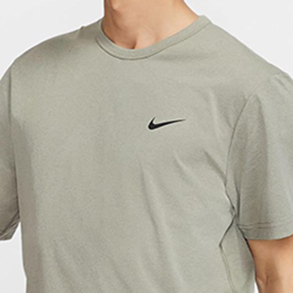 NIKE Dri-FIT UV Hyverse Men's Training T-Shirt