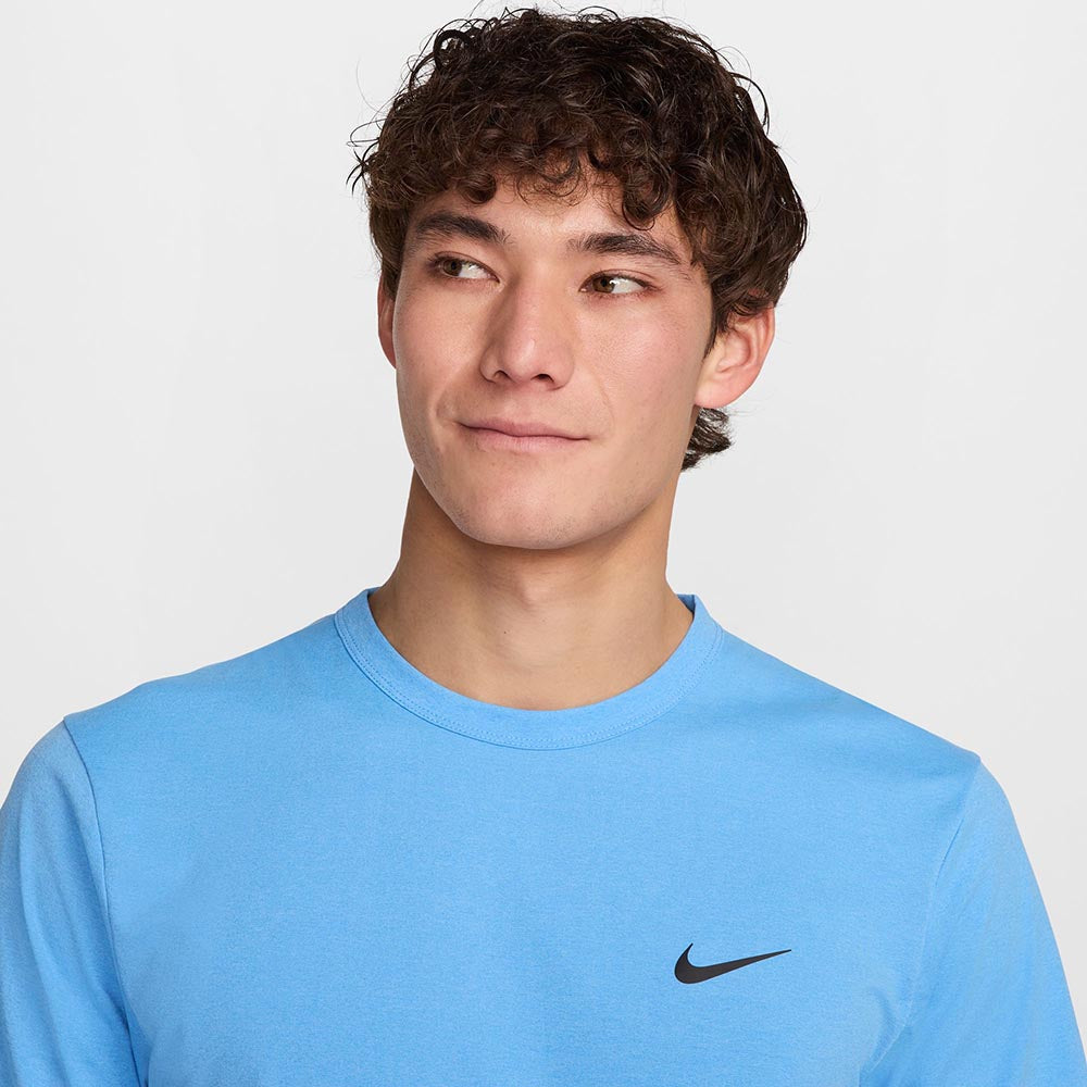 NIKE Dri-FIT UV Hyverse เสื้อออกกำลังกายผู้ชาย