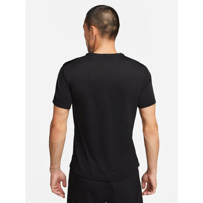 NIKE Dri-FIT UV Miler Men's Running T-Shirt - Supersports Thailand