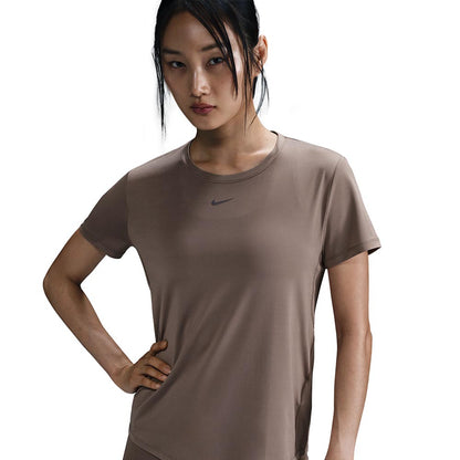 NIKE One Classic Women's Training T-Shirt