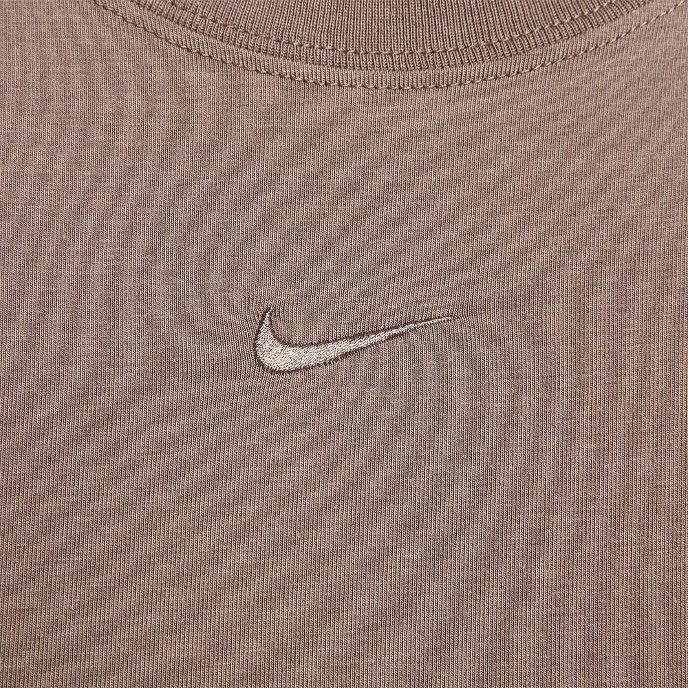 NIKE Sportswear Chill Knit เสื้อยืดผู้หญิง