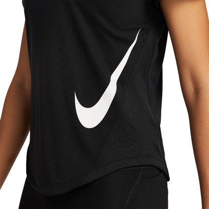 Nike Tempo Swoosh Run เสื้อวิ่งผู้หญิง