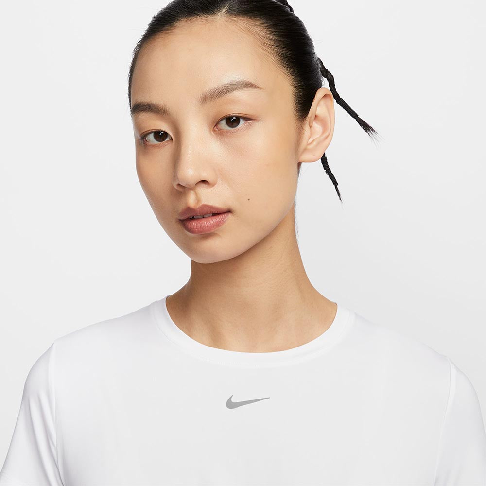 NIKE One Classic Twist Women's Training T-Shirt