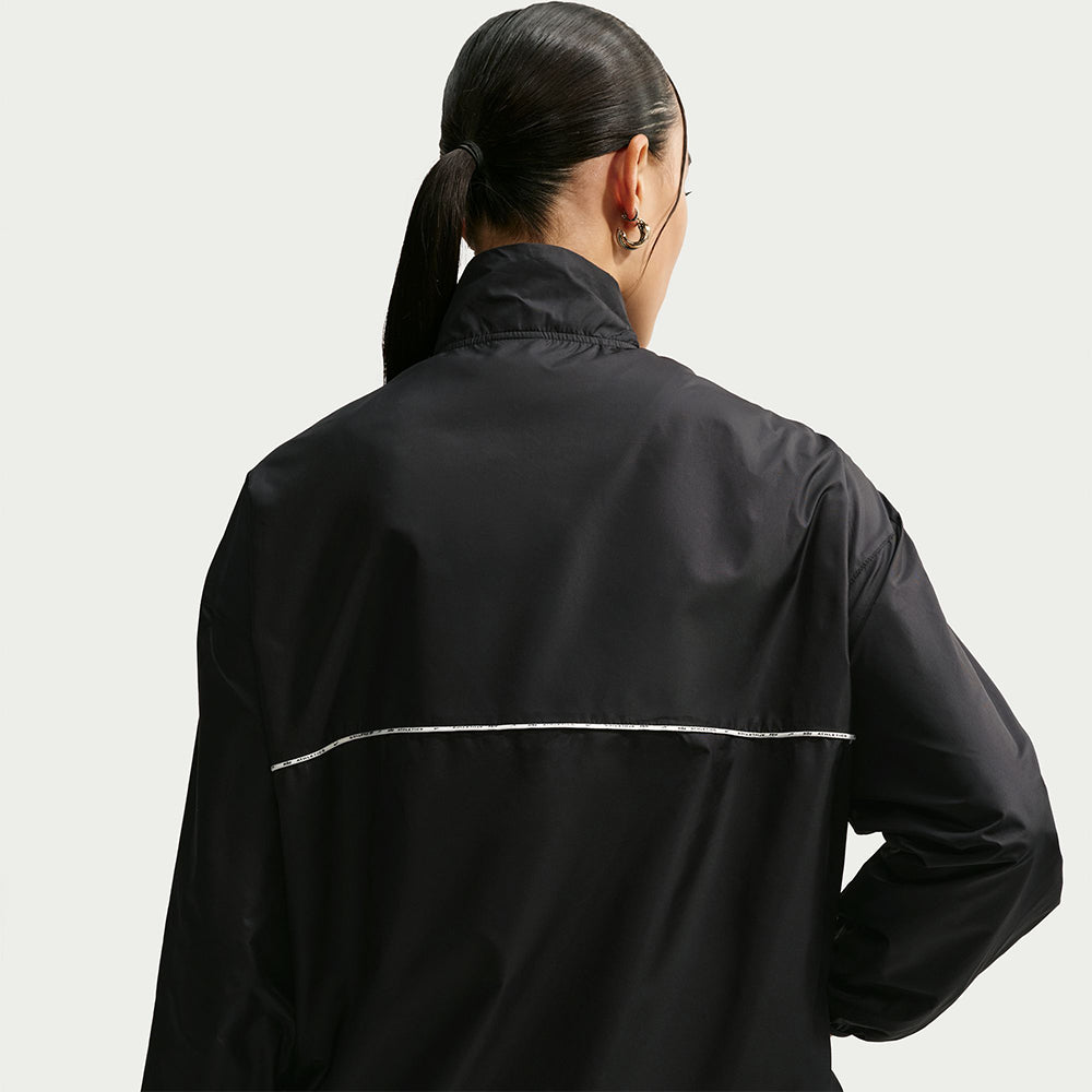 NIKE Sportswear เสื้อแจ็คเก็ตผู้หญิง Supersports Thailand