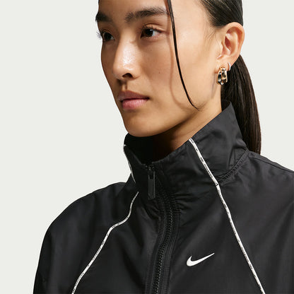 NIKE Sportswear เสื้อแจ็คเก็ตผู้หญิง