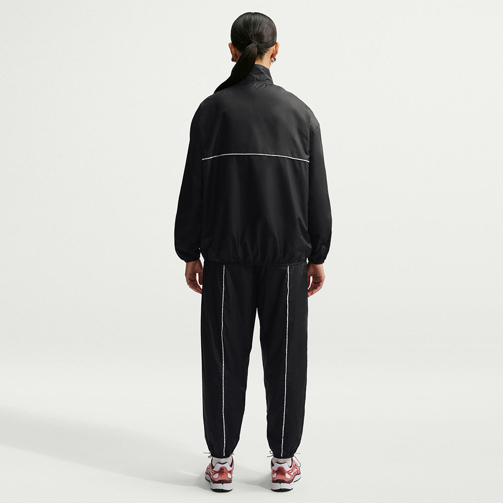 NIKE Sportswear เสื้อแจ็คเก็ตผู้หญิง Supersports Thailand
