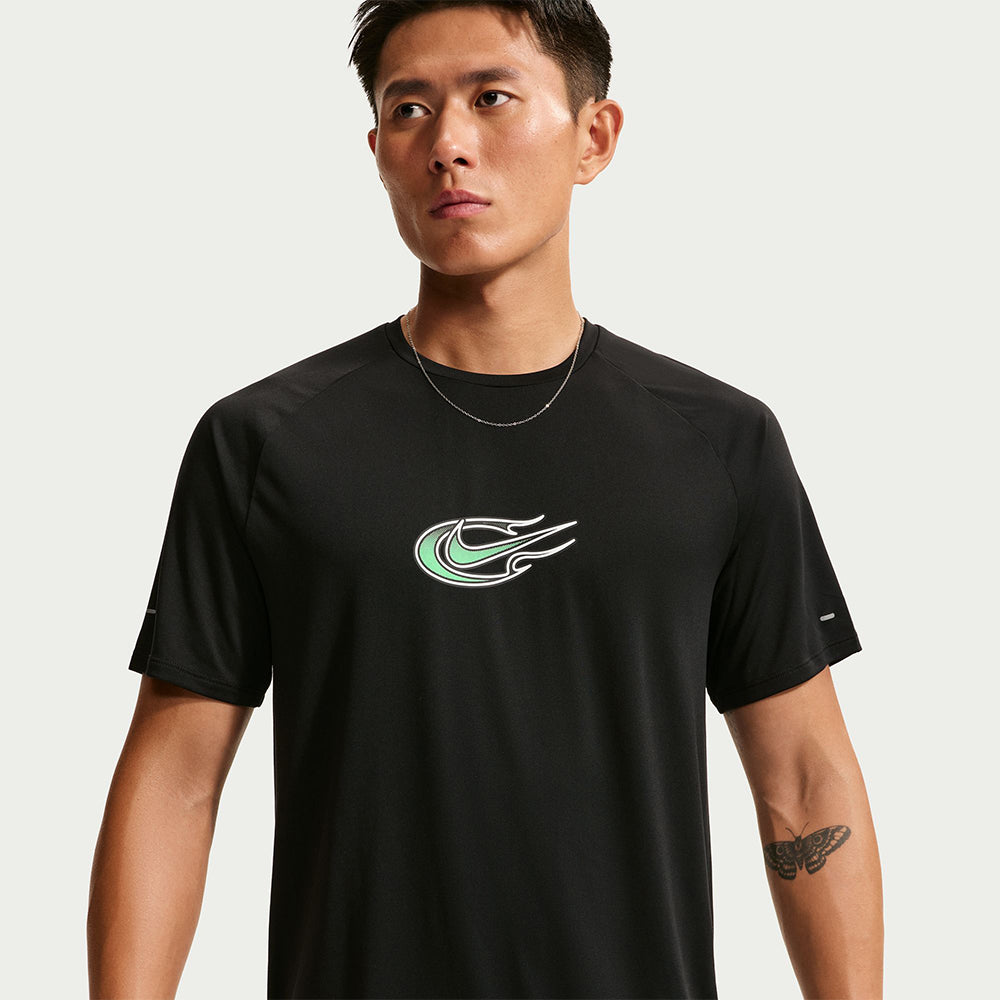 NIKE Stride Men's Running T-Shirt - Supersports Thailand Supersports Thailand